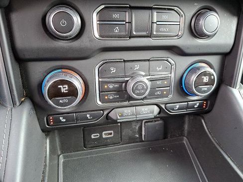 Certified 2023 Chevrolet Tahoe Z71 w/ Luxury Package image 16