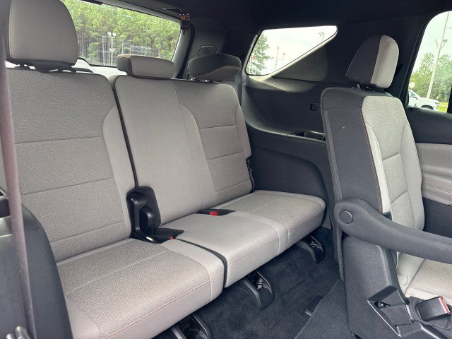 Used 2026 Chevrolet Traverse LT w/ Driver Confidence Package FWD image 15