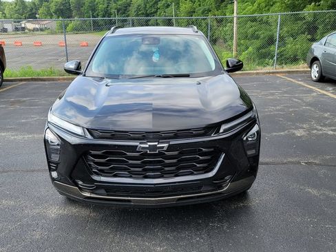 Used 2024 Chevrolet Trax ACTIV w/ Driver Confidence Package FWD image 1