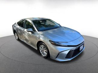 Used 2025 Toyota Camry LE video 1