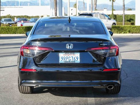 Used 2025 Honda Civic Sport image 8
