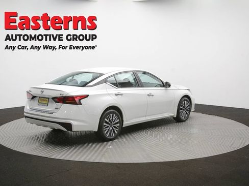 Used 2023 Nissan Altima 2.5 SV AWD/4WD image 56