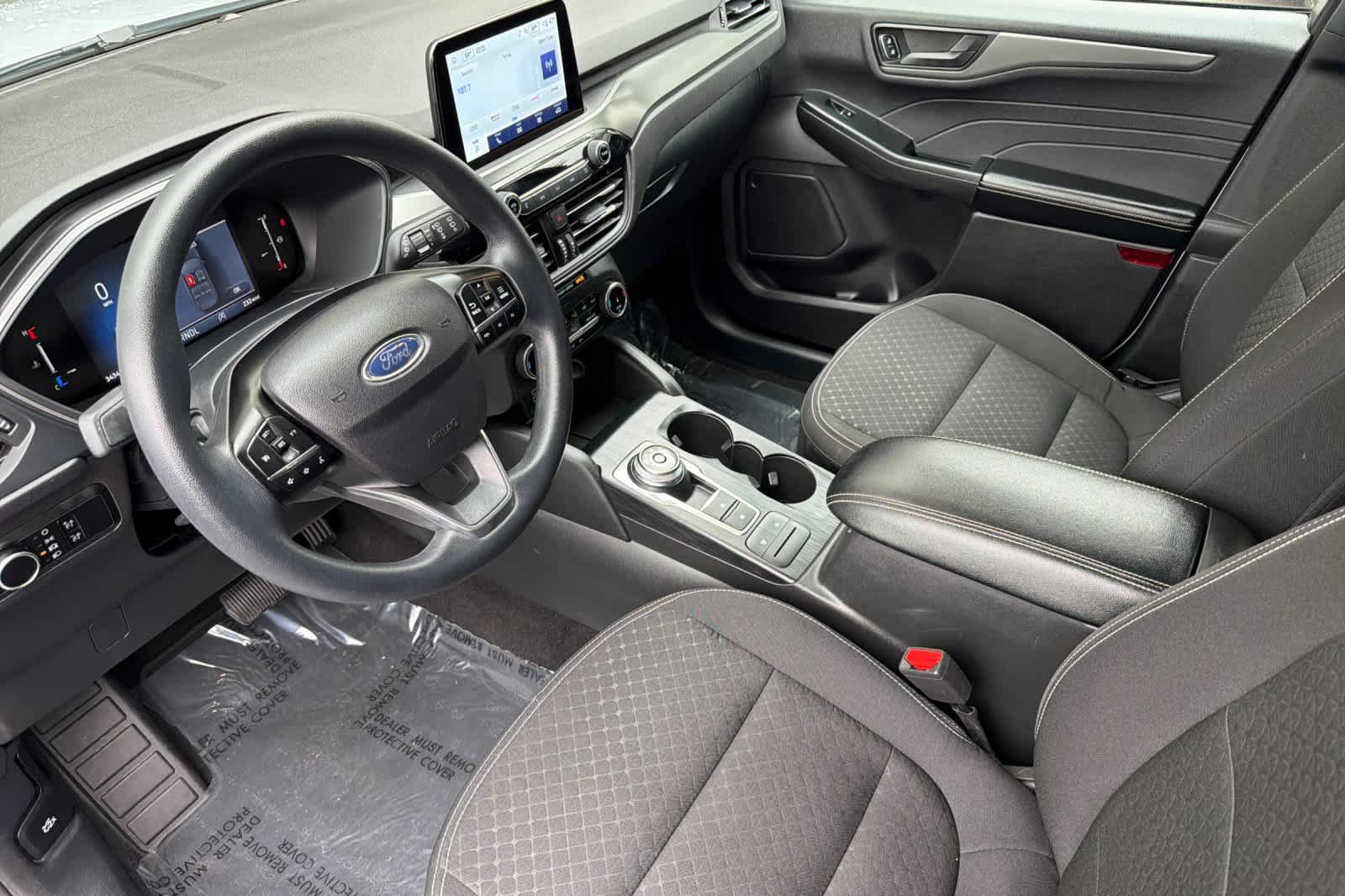 Used 2025 Ford Escape Active AWD/4WD image 13