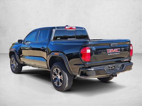 Used 2024 GMC Canyon AT4 w/ AT4 Premium Package image 8