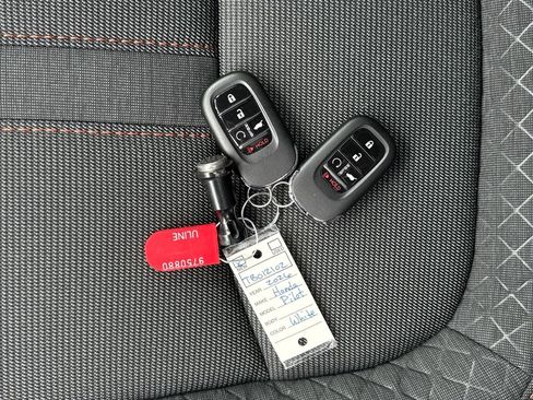 New 2026 Honda Pilot Sport image 27