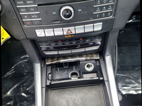 Used 2016 Mercedes-Benz E 350 4MATIC Sedan image 23