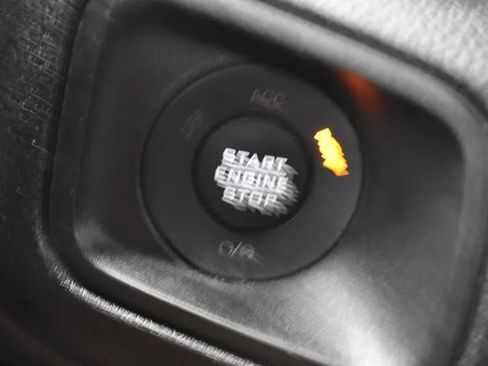 Used 2025 Jeep Wrangler Unlimited Sport AWD/4WD image 28
