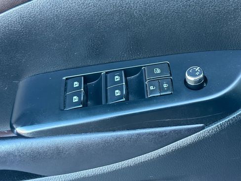 Used 2019 Toyota Highlander Limited image 13