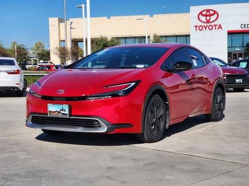 New 2026 Toyota Prius Plug-In Hybrid FWD image 2