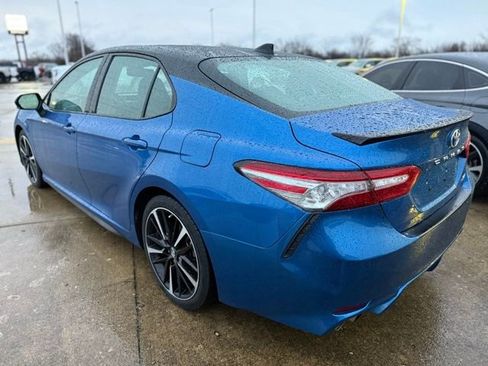 Used 2018 Toyota Camry XSE image 4