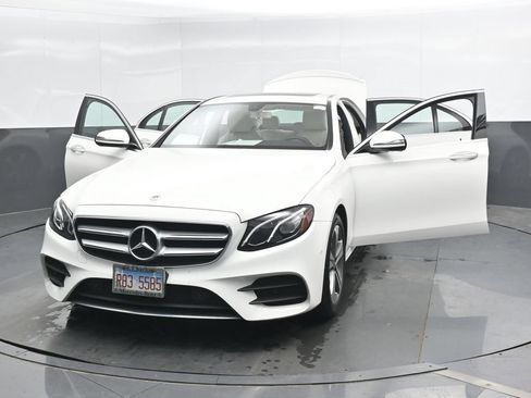 Used 2018 Mercedes-Benz E 300 4MATIC image 47
