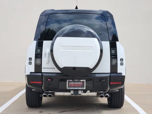 New 2026 Land Rover Defender 130 V8 AWD/4WD image 6