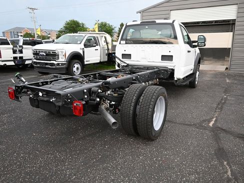 New 2025 Ford F550 4x4 Regular Cab Super Duty image 9