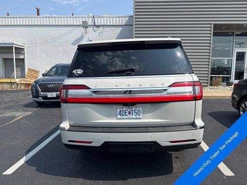 Used 2019 Lincoln Navigator Reserve AWD/4WD image 8