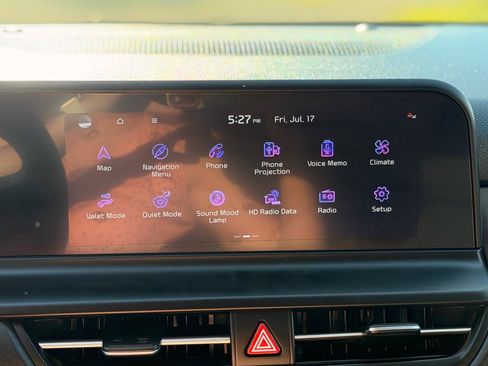 Used 2024 Kia Seltos SX w/ SX Sunroof Package AWD/4WD image 32