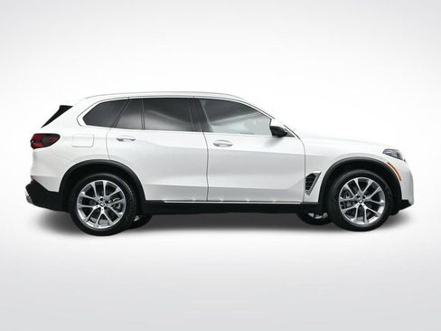 Used 2025 BMW X5 xDrive40i AWD/4WD image 33
