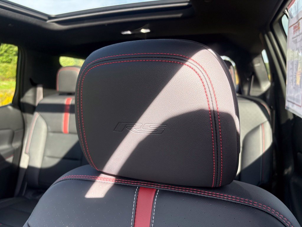 Used 2024 Chevrolet Traverse RS w/ LPO, Floor Liner Package AWD/4WD image 19
