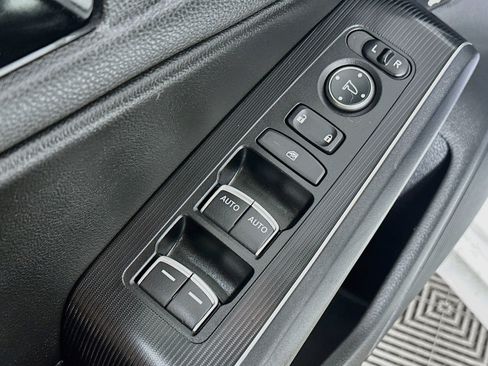 Used 2023 Honda Civic Touring image 18