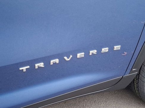 New 2026 Chevrolet Traverse LT image 5