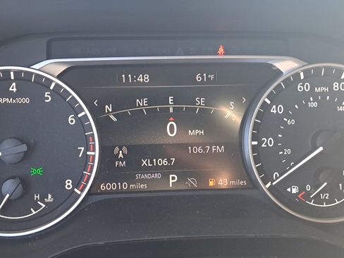 Certified 2023 Nissan Pathfinder SL w/ Black Appearance Package image 22