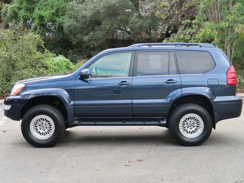 Used 2004 Lexus GX 470 AWD/4WD image 3