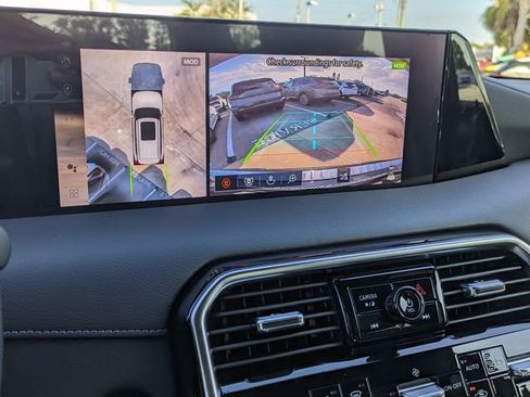 New 2026 Nissan Armada SL w/ Captain's Chari Seat Package image 26