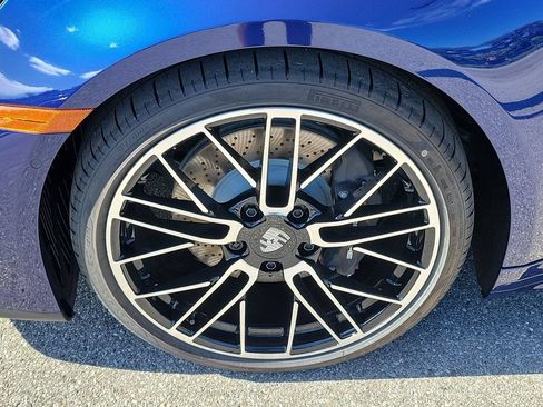 Used 2026 Porsche 911 Carrera RWD image 12