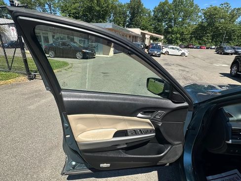 Used 2015 Honda Crosstour EX-L image 20