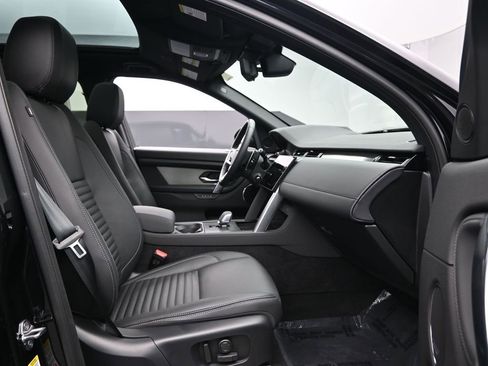 Used 2025 Land Rover Discovery Sport Dynamic SE AWD/4WD image 28