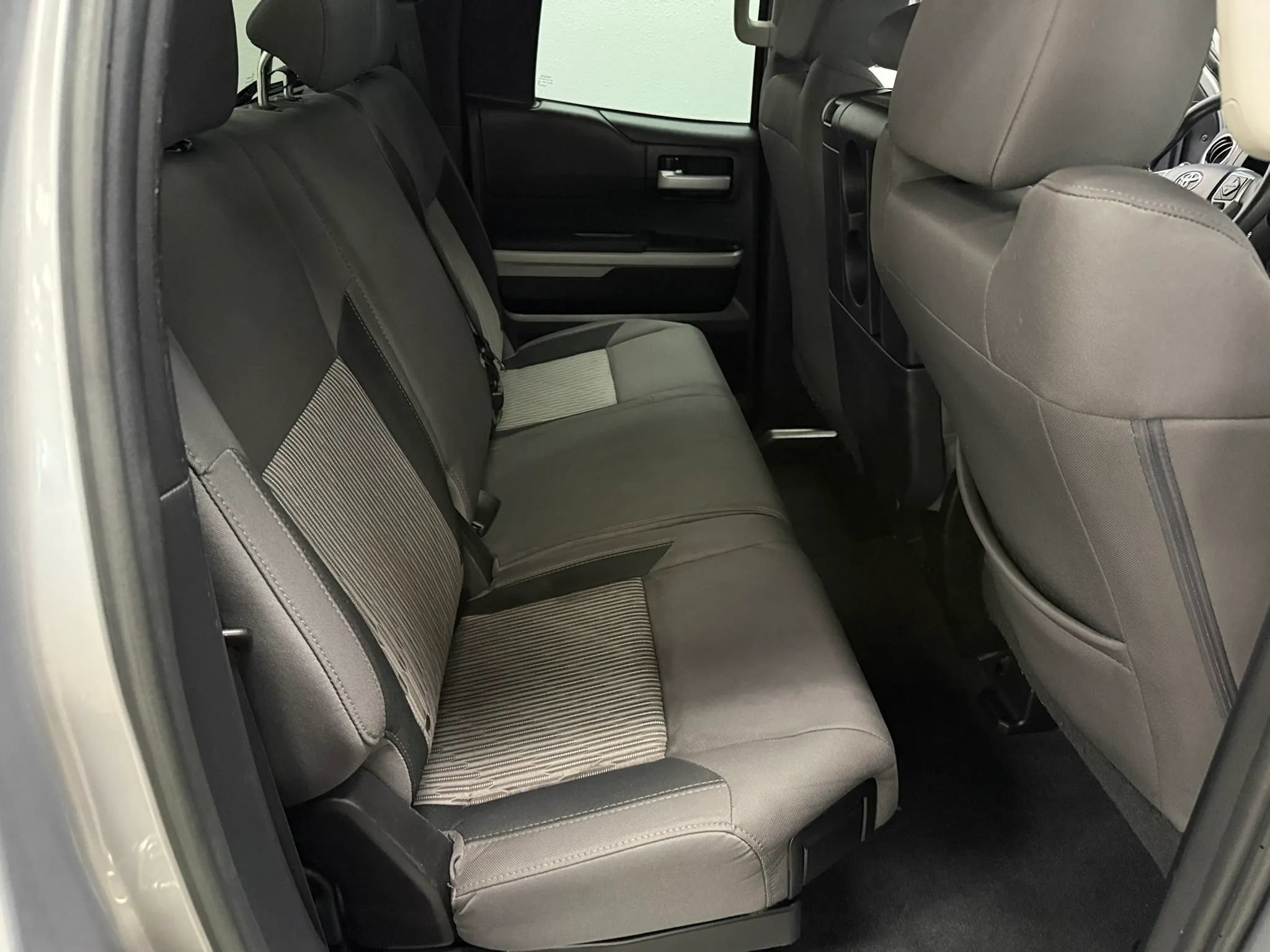 Used 2017 Toyota Tundra SR5 RWD image 11