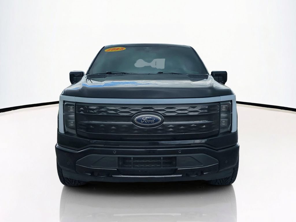 Used 2023 Ford F150 Lightning Platinum AWD/4WD image 3