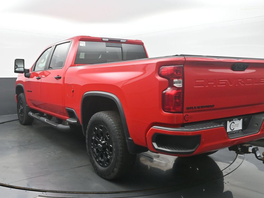 Used 2022 Chevrolet Silverado 2500 LT w/ Z71 Sport Edition AWD/4WD image 4