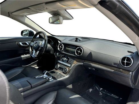 Used 2016 Mercedes-Benz SL 400 image 40