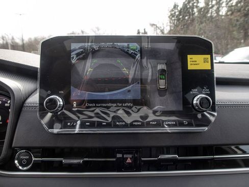 New 2025 Mitsubishi Outlander 4WD Plug-In Hybrid image 38