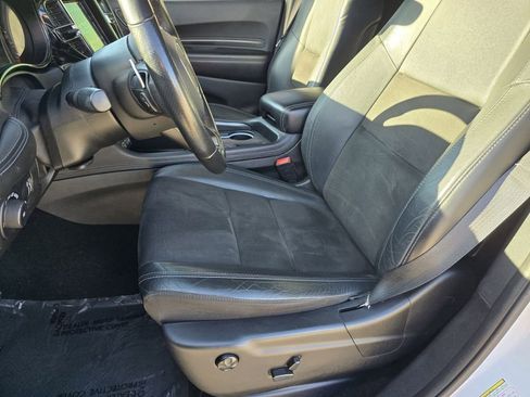 Used 2021 Dodge Durango GT image 31