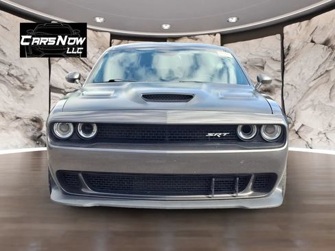 Used 2016 Dodge Challenger SRT Hellcat RWD image 2