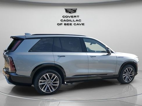 New 2026 Cadillac Vistiq Sport image 10