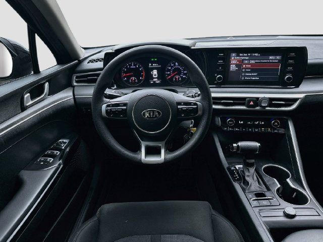 Used 2021 Kia K5 LX FWD image 22