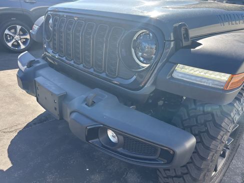 Used 2025 Jeep Wrangler Willys image 11