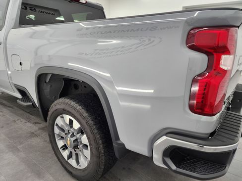 Used 2024 Chevrolet Silverado 2500 LT w/ All Star Edition image 38