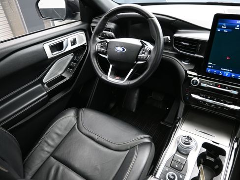 Used 2021 Ford Explorer ST w/ Equipment Group 401A image 23