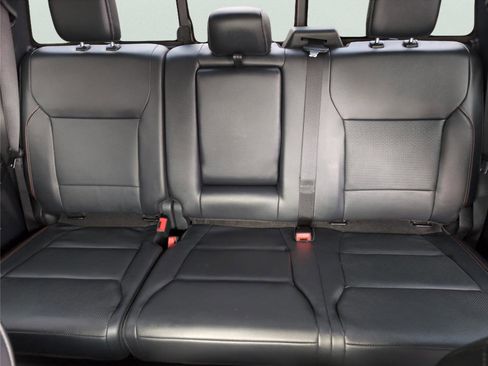 Used 2024 Ford F250 Lariat w/ Sport Appearance Package image 22