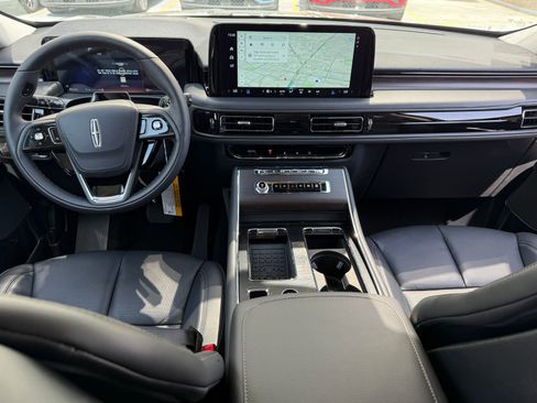 New 2026 Lincoln Aviator Reserve image 21