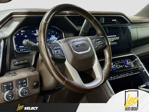 Used 2024 GMC Sierra 3500 Denali w/ Denali Reserve Package AWD/4WD image 13