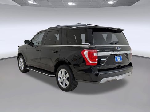 Used 2021 Ford Expedition XLT RWD image 3
