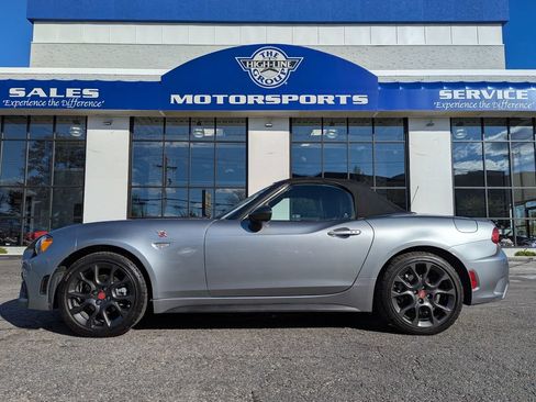 Used 2017 FIAT 124 Spider Abarth RWD image 1