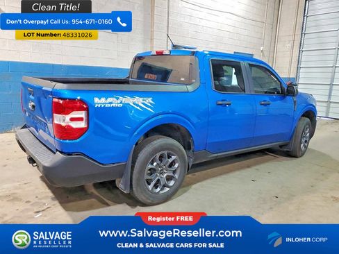 Used 2025 Ford Maverick XLT w/ Equipment Group 301A AWD/4WD image 4