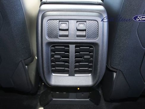 New 2025 Ford Bronco Badlands image 8