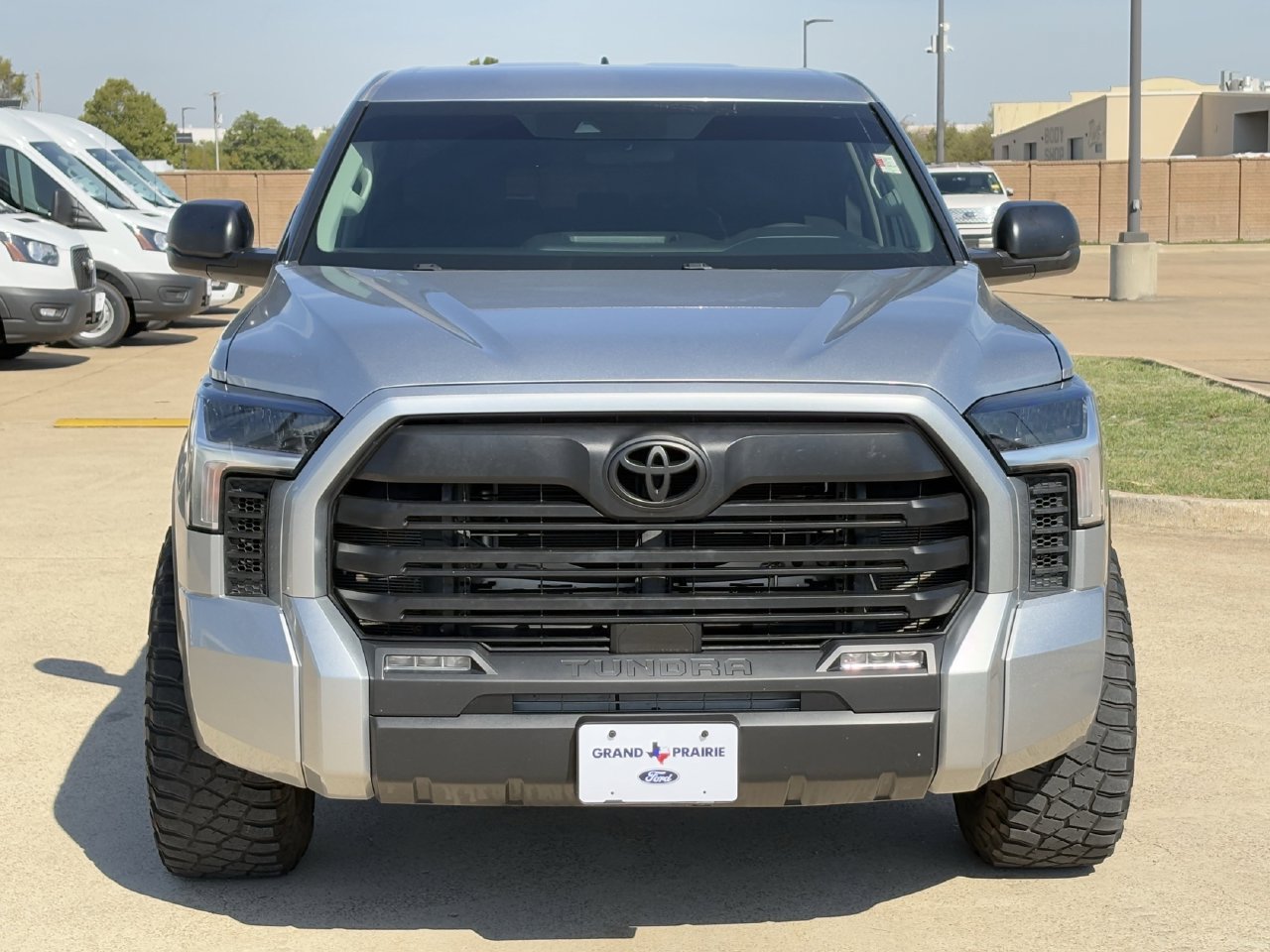 Used 2022 Toyota Tundra SR5 AWD/4WD image 9