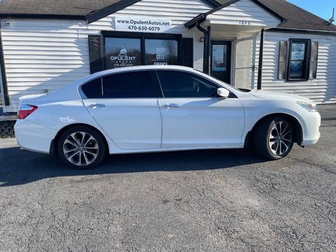 Used 2015 Honda Accord Sport image 9